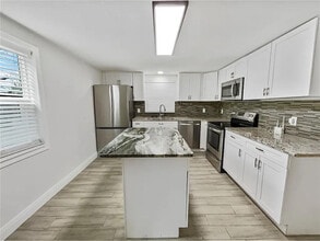 4907 E Clifton St in Tampa, FL - Building Photo - Building Photo