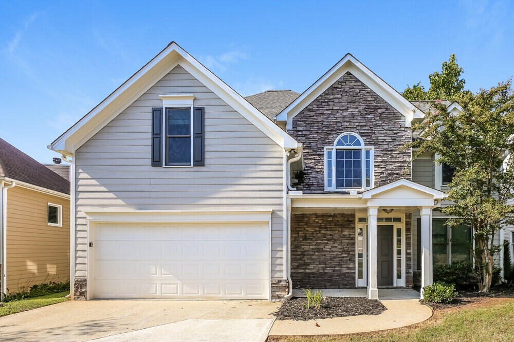 111 Bear Cave Trail in Woodstock, GA - Building Photo