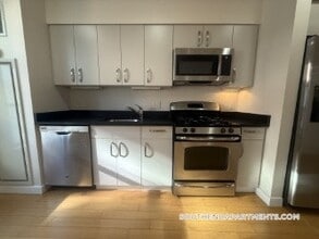 601 Albany St in Boston, MA - Foto de edificio - Building Photo