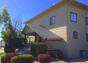 Indiana Avenue Apartments in Caldwell, ID - Building Photo - Building Photo