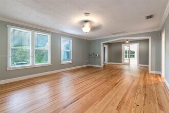 2967 SW 21st St in Miami, FL - Building Photo - Building Photo
