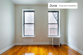 Private bedroom in 2 bed/1 bath Home in New York, NY - Building Photo - Building Photo