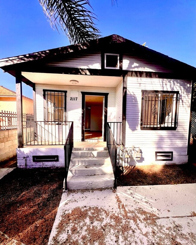 property at 2117 E 112th St