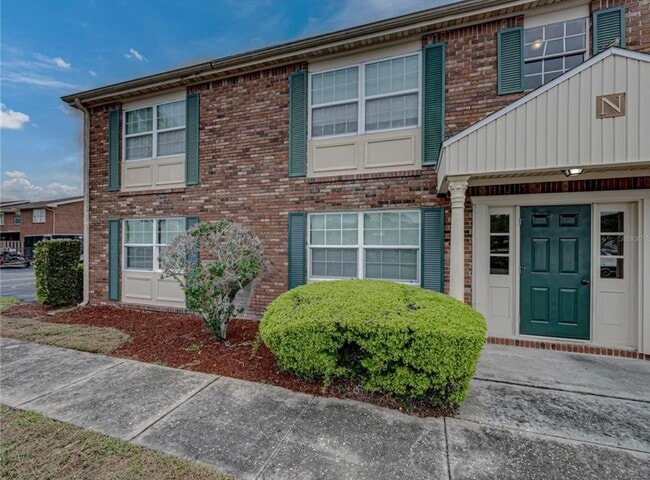 property at 1920 E Edgewood Dr
