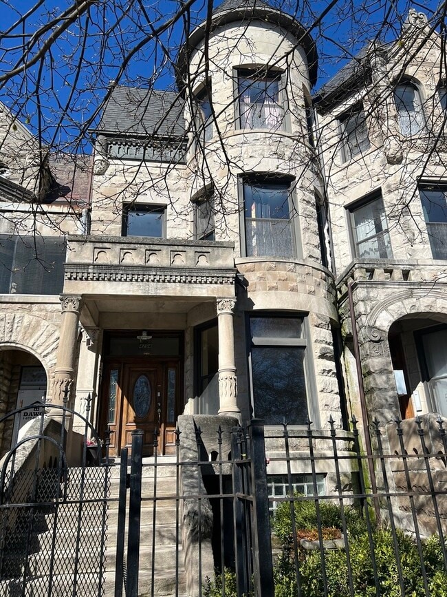 property at 4204 S Drexel Blvd