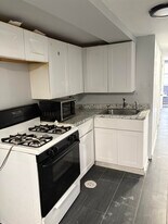 579 Liberty Ave in Jersey City, NJ - Building Photo
