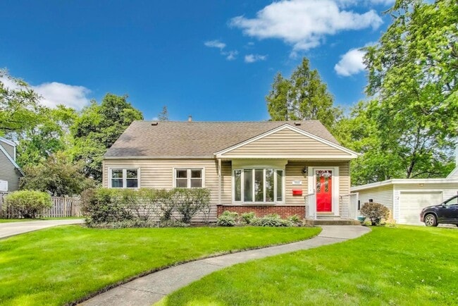 property at 950 N Haddow Ave