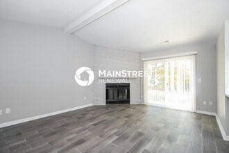 1620 Stoneybrook Dr in High Point, NC - Building Photo - Building Photo