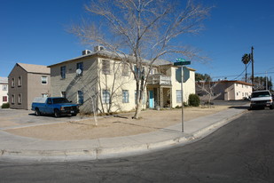 1727 Santa Paula Dr Apartamentos