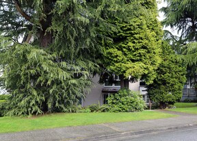 1165 W 10th Ave in Vancouver, BC - Building Photo