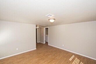 2624.5 E 7th St in Tulsa, OK - Building Photo - Building Photo