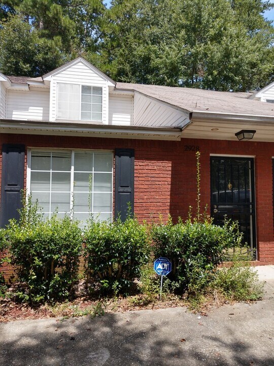 2928 Capital Park Dr in Tallahassee, FL - Building Photo