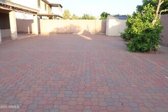 5375 W Kaler Cir in Glendale, AZ - Building Photo - Building Photo