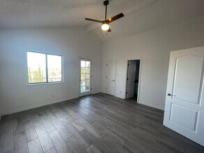 567 Kieffer Ln in El Paso, TX - Building Photo - Building Photo