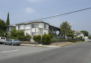 1351 N Serrano Ave in Los Angeles, CA - Building Photo - Building Photo