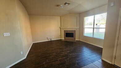 5750 Ranch Prairie Tr in Katy, TX - Building Photo - Building Photo