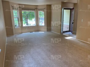 714 Bentley Pl in Fort Collins, CO - Building Photo - Building Photo