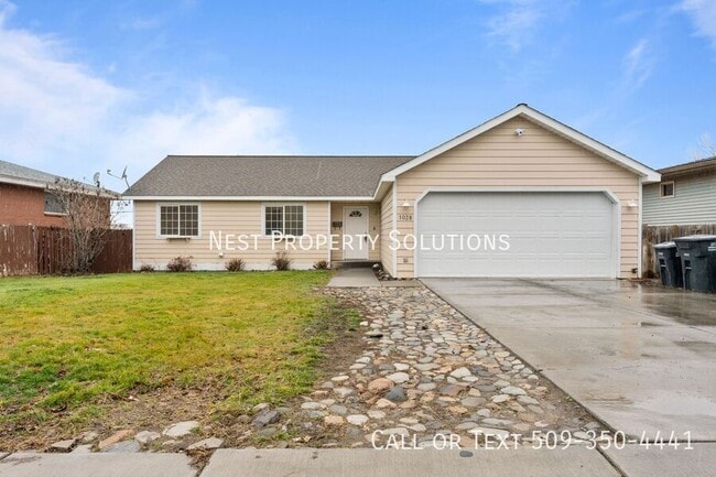 property at 1038 S Skyline Dr