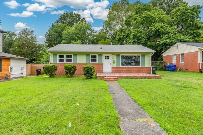 property at 2027 Walnut St