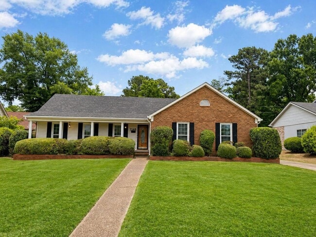 property at 2148 Riverdale Rd