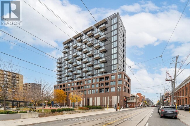 property at 270-270 Dufferin St