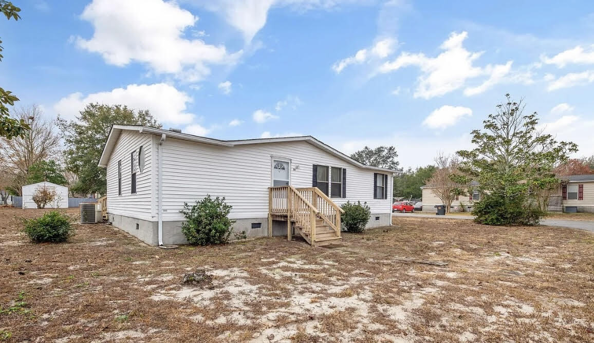 6140 Carolina Beach Rd in Wilmington, NC - Building Photo