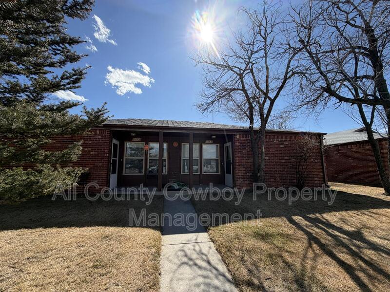 1145 W Leisher Rd in Cheyenne, WY - Building Photo