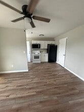 1528 Lynn Garden Dr in Kingsport, TN - Building Photo - Building Photo