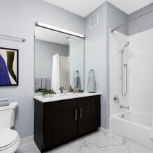 200 S Halsted St in Chicago, IL - Building Photo - Building Photo
