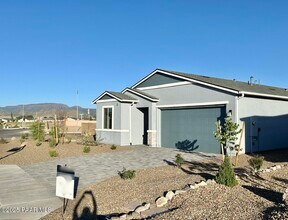7701 E Fieldstone Dr in Prescott Valley, AZ - Building Photo - Building Photo