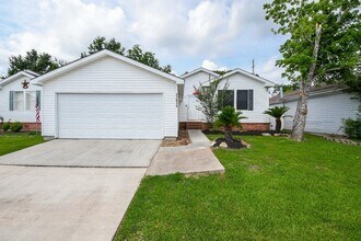 21019 Sweet Blossom Ln in Tomball, TX - Building Photo - Building Photo