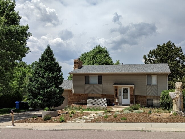 property at 6004 Little Johnny Dr