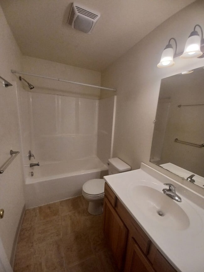 property at 533 N 12th St