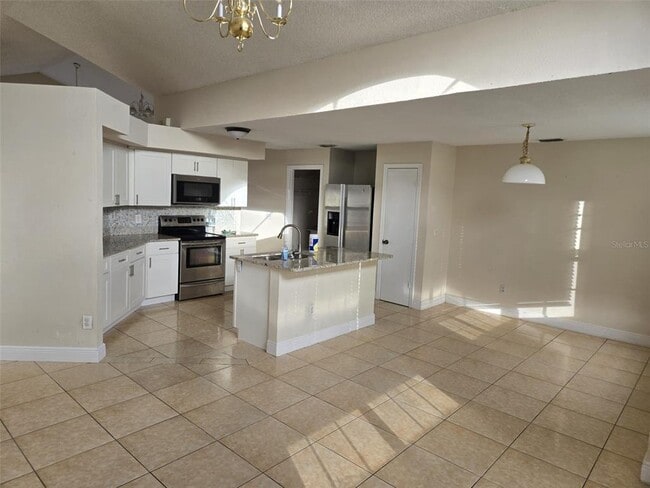 387 Blue Bayou Dr in Kissimmee, FL - Building Photo - Building Photo