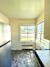 1089 E 19th Ave in Eugene, OR - Building Photo - Building Photo