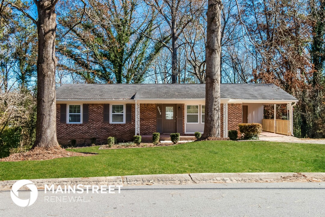 5272 Norman Blvd in Atlanta, GA - Building Photo