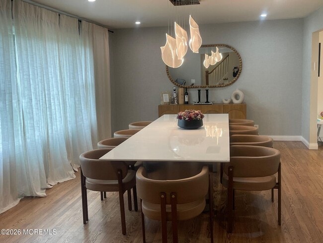 81 Hollywood Ave in West Long Branch, NJ - Building Photo - Building Photo