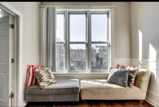 3307 W Le Moyne St in Chicago, IL - Building Photo - Building Photo