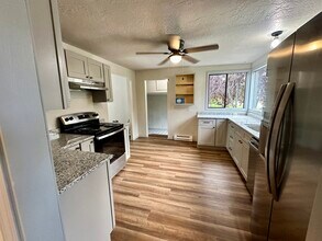 14114 E 4th Ave in Spokane Valley, WA - Building Photo - Building Photo