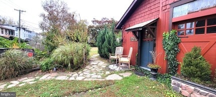 264 Lake St in Haddonfield, NJ - Building Photo - Building Photo