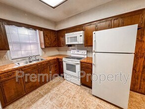 1938 S Willow Ave in Independence, MO - Building Photo - Building Photo