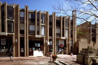 1603-1641 Washington Plz N in Reston, VA - Building Photo - Building Photo