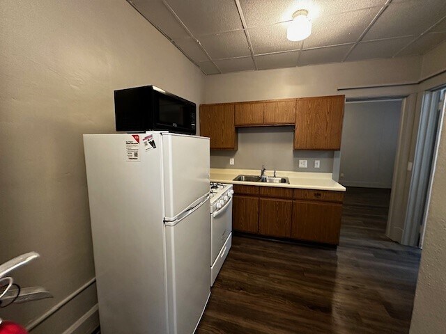 23 S Dubuque St, Unit 3 in Iowa City, IA - Foto de edificio