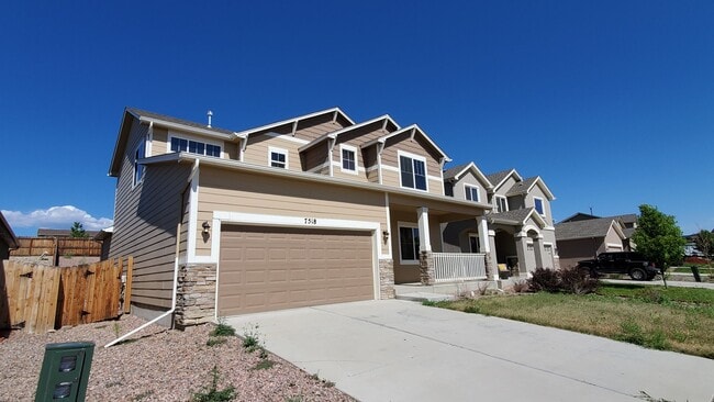 7518 Dutch Loop in Colorado Springs, CO - Building Photo - Building Photo