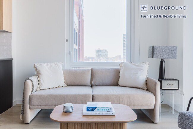 425 Summit Ave-Unit -FL7-ID1581 in Jersey City, NJ - Building Photo - Building Photo
