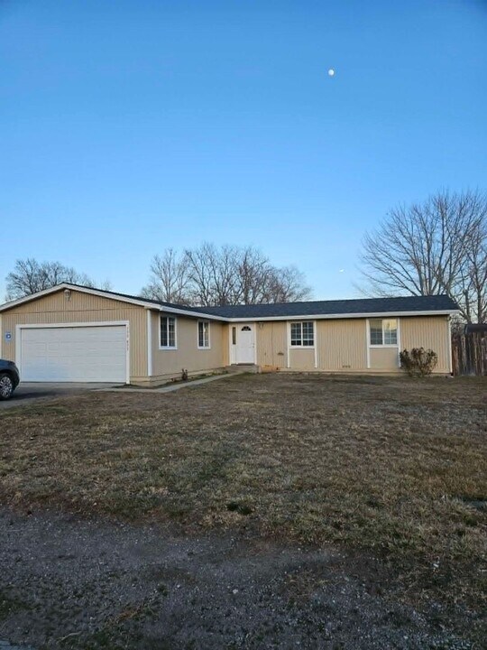 709-895-895 Alder St in Susanville, CA - Building Photo