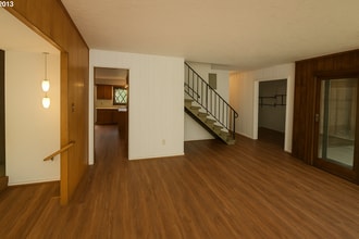 7212 N Hodge Ave in Portland, OR - Building Photo - Building Photo