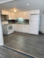 316 52nd Ave Dr W in Bradenton, FL - Building Photo