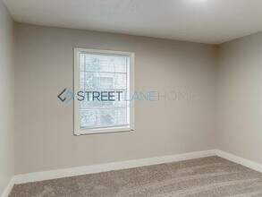 18 Taylor St in Augusta, GA - Foto de edificio - Building Photo