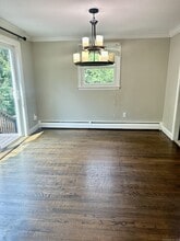 254 Sand Hill Rd in South Windsor, CT - Building Photo - Building Photo